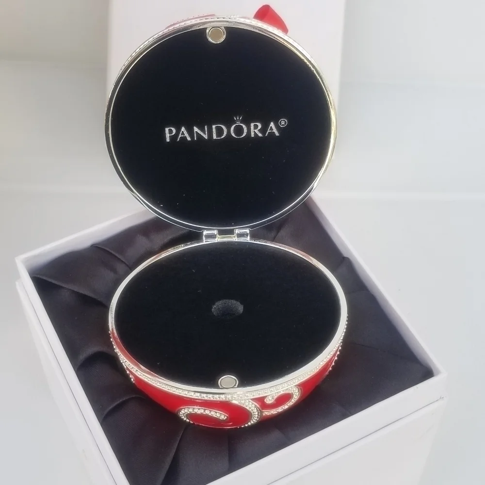PANDORA HOLIDAY ORNAMENT